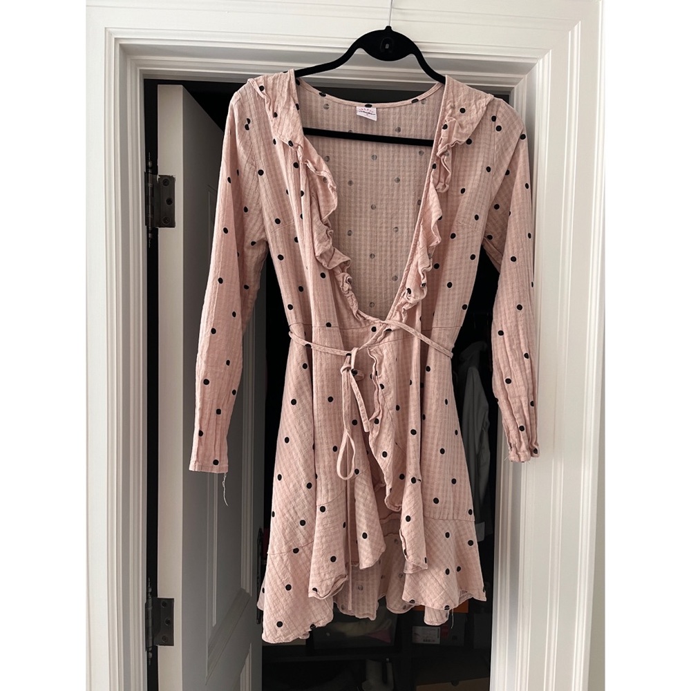 HOST PICK❣️Selfie Leslie Pink & Black Polka Dot Ruffled Wrap Dress Sz M - Picture 3 of 6